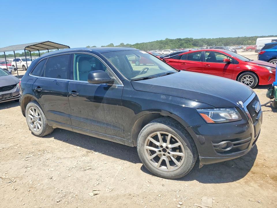 2009 Audi Q5 VIN WA1KK78R79A013232 COPART salvage auction — HAIL, KS - CERT OF TITLE-SALVAGE, sold $200 on 2026-07-21 (photo 4)