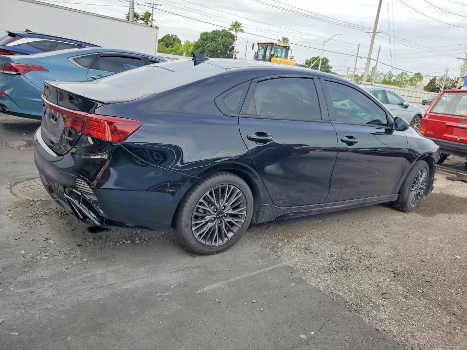 2024 Kia Forte VIN 3KPF54ADXRE775317 COPART salvage auction — FRONT END, Fl - Certificate Of Destruction, sold $3,100 on 2026-07-31 (photo 3)