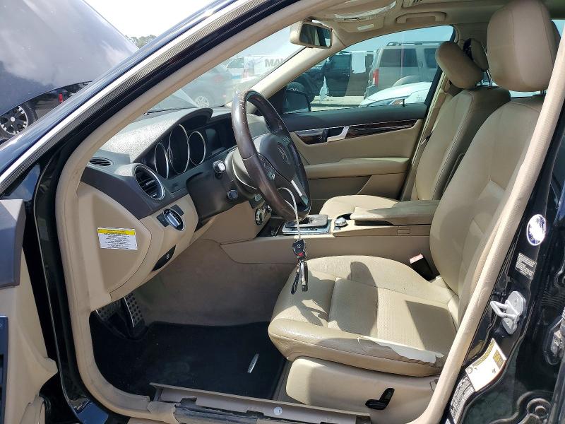 2013 Mercedes-benz C-klasse VIN WDDGF4HB2DA769924 COPART salvage auction — MECHANICAL, Tx - Certificate Of Title, sold $700 on 2026-07-10 (photo 7)