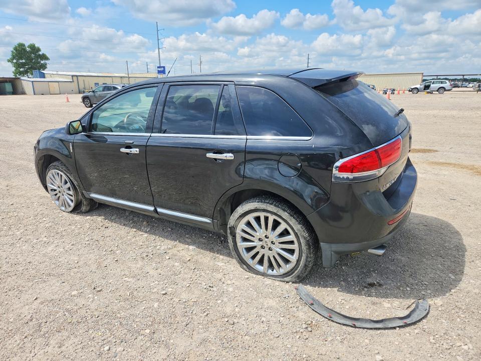 2011 Lincoln Mkx VIN 2LMDJ6JK9BBJ22889 COPART salvage auction — SIDE, Tx - Salvage Vehicle Title, sold $825 on 2026-07-08 (photo 2)