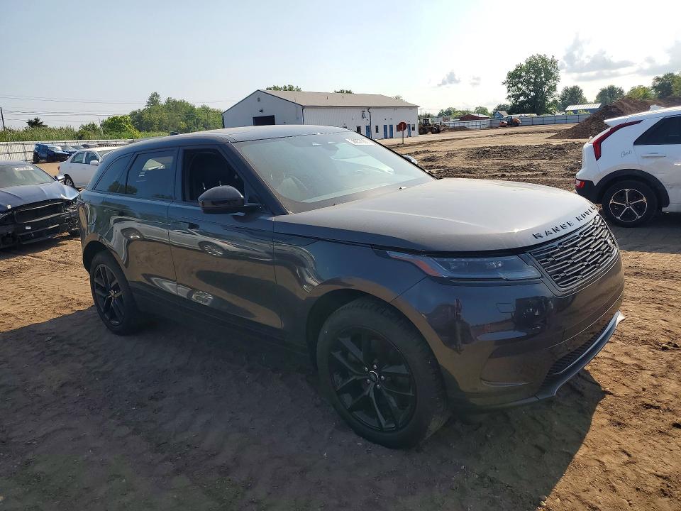 2025 Land rover Range rover velar VIN SALYJ2EXXSA399040 COPART salvage auction — HAIL, OH - CERT OF TITLE-SALVAGE, sold $18,500 on 2026-08-24 (photo 4)