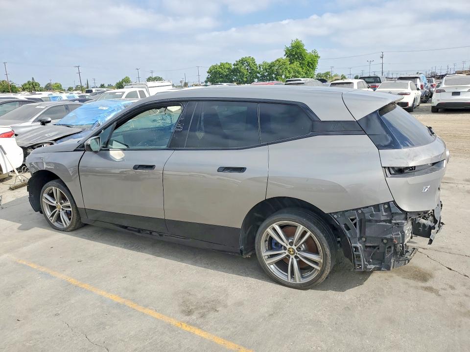 2024 BMW Ix VIN WB523CF03RCR15800 COPART salvage auction — STRIPPED, Ca - Dis/Dlr/Exp Only Clean Title, sold $19,400 on 2026-07-17 (photo 2)