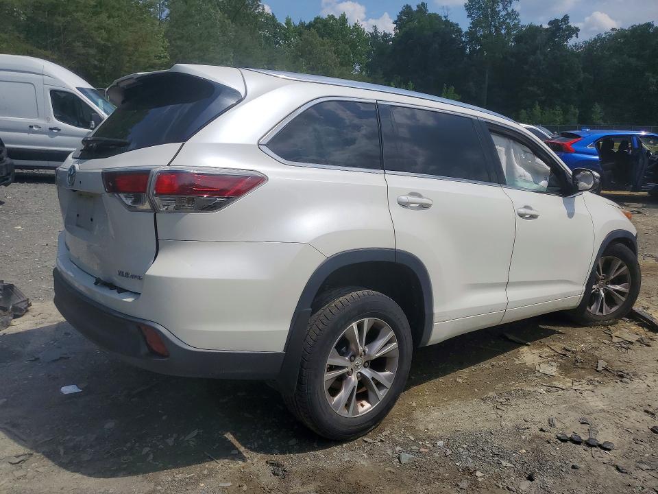 2015 Toyota Highlander VIN 5TDJKRFH9FS161873 COPART salvage auction — SIDE, MD - CERT OF SALVAGE > 75% DAMAGE, sold $3,700 on 2026-07-02 (photo 3)
