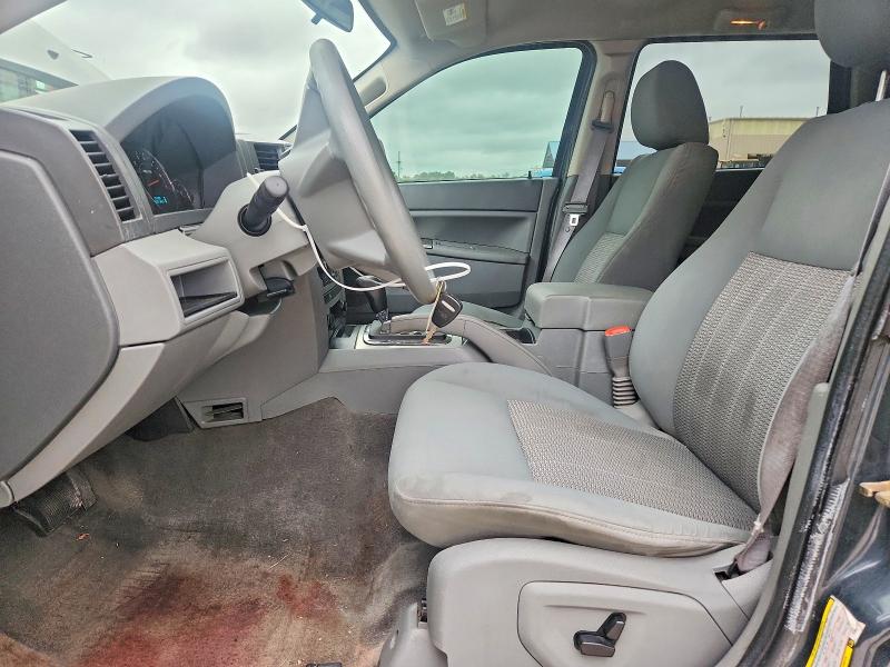 2007 Jeep Grand cherokee VIN 1J8GR48K37C559819 COPART salvage auction — MINOR DENT/SCRATCHES, Mo - Dealer Only Clean Title (P), sold $800 on 2026-07-02 (photo 7)