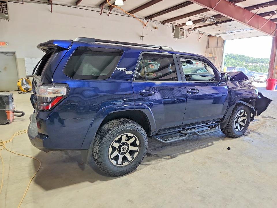 2024 Toyota 4runner VIN JTERU5JR8R6263512 COPART salvage auction — FRONT END, Pa - Certificate Of Salvage, sold $5,700 on 2026-07-31 (photo 3)
