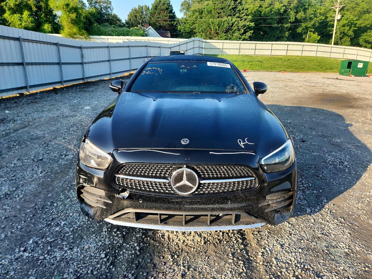 2021 Mercedes-benz E-klasse VIN W1K1J5KB8MF151867 COPART salvage auction — Side, NC - DEALER ONLY CLEAN TITLE (P), sold $20,800 on 2026-08-19 (photo 5)