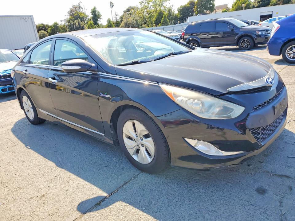 2013 Hyundai Sonata VIN KMHEC4A45DA051298 COPART salvage auction — WATER/FLOOD, Ca - Salvage Certificate, sold $200 on 2026-07-06 (photo 4)