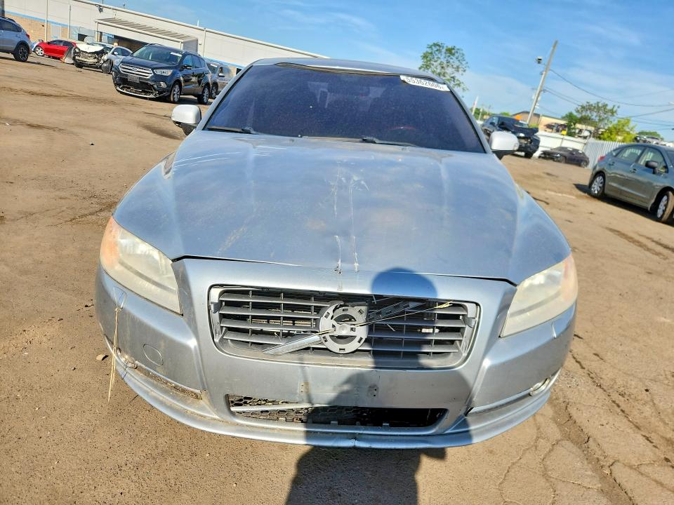 2011 Volvo S80 VIN YV1940AS1B1135118 COPART salvage auction — REAR END, Ct - Cert Of Title-Salvage, sold $475 on 2026-08-07 (photo 5)