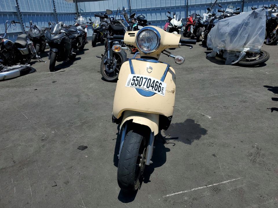 2014 Sym Fiddle ii VIN RFGBS1HE3EXAW1415 COPART salvage auction — FRONT END, Ca - Salvage Certificate, sold $225 on 2026-07-02 (photo 2)