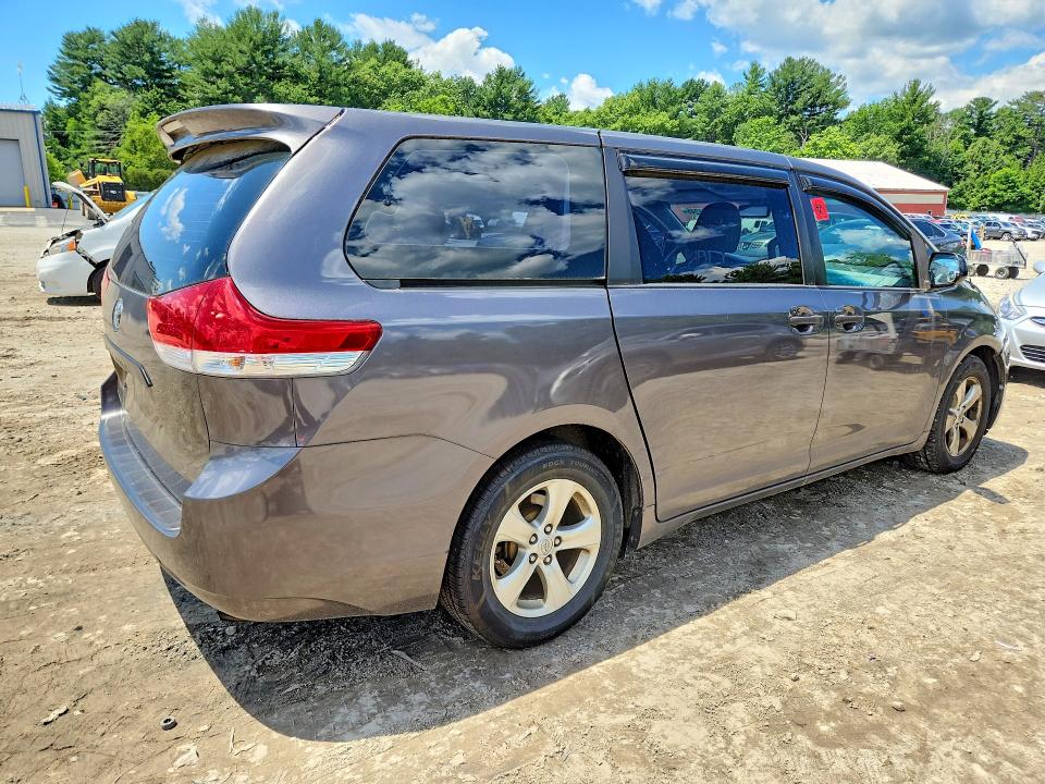 2013 Toyota Sienna VIN 5TDZK3DCXDS365568 COPART salvage auction — MECHANICAL, Ct - Certificate Of Title, sold $1,650 on 2026-07-20 (photo 3)
