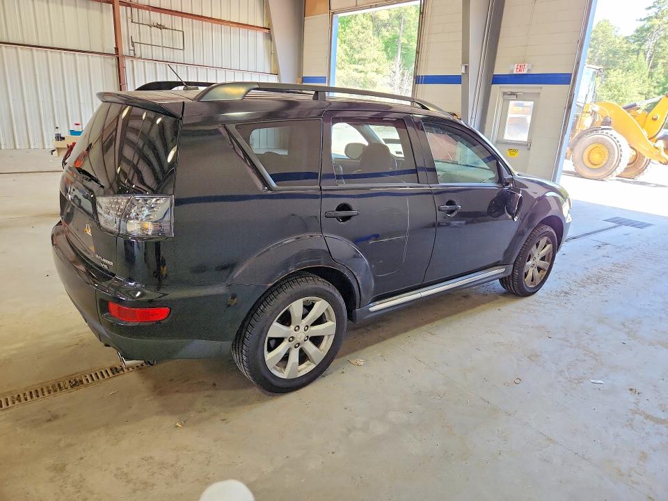 2010 Mitsubishi Outlander VIN JA4JS4AX6AZ014350 COPART salvage auction — FRONT END, Va - Certificate Of Title, sold $325 on 2026-07-10 (photo 3)