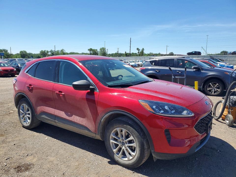 2022 Ford Escape VIN 1FMCU9G6XNUA32286 COPART salvage auction — HAIL, IA - CERT OF TITLE-SALVAGE TITLE, sold $8,300 on 2026-07-24 (photo 4)