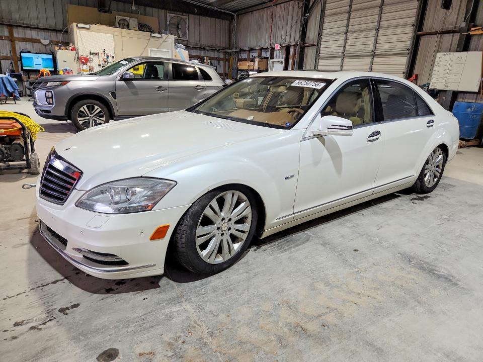 2010 Mercedes-benz S class VIN WDDNG9FB3AA302155 COPART salvage auction — HAIL, Mo - Certificate Of Title, sold $750 on 2026-07-08 (photo 1)