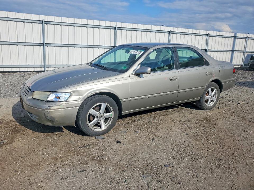 1998 Toyota Camry VIN JT2BG22K0W0257644 COPART salvage auction — SIDE, Va - Cert Of Title - Salvage, sold $525 on 2026-07-08 (photo 1)