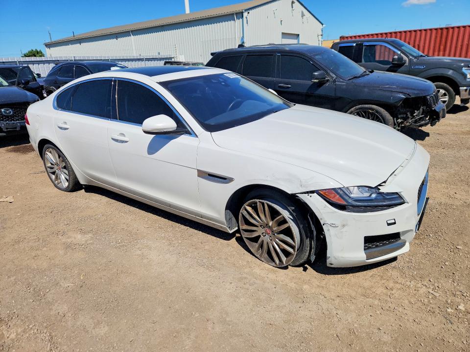 2017 Jaguar Xf VIN SAJBK4BV7HCY50724 COPART salvage auction — FRONT END, ON - PERMIT NO BRAND - UNFIT, sold $2,750 on 2026-07-16 (photo 4)