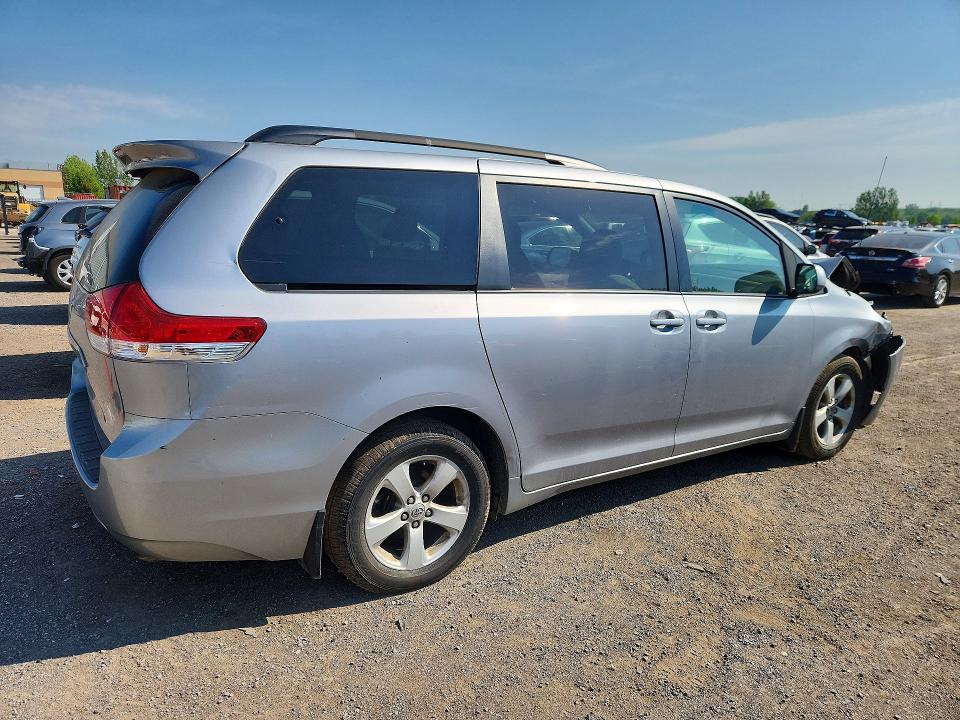 2011 Toyota Sienna VIN 5TDKK3DC7BS095102 COPART salvage auction — FRONT END, On - Permit No Brand - Unfit, sold $2,950 on 2026-07-09 (photo 3)