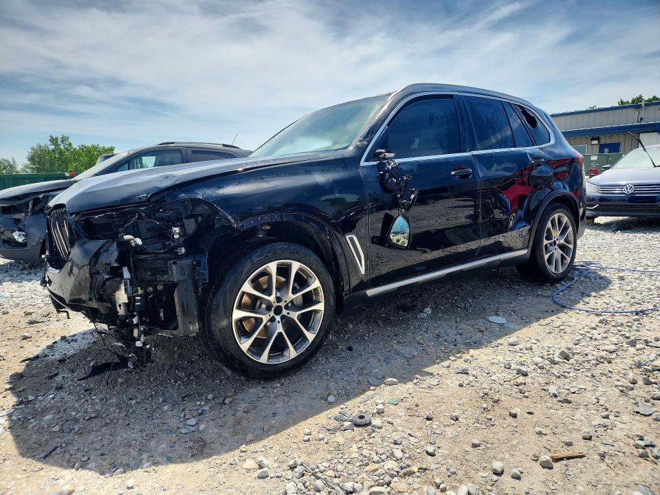 2021 BMW X5 VIN 5UXCR6C08M9E88876 — COPART salvage auction photo