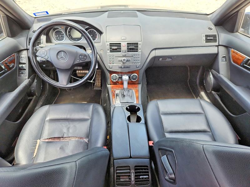 2010 Mercedes-benz C-klasse VIN WDDGF5GB5AR106190 COPART salvage auction — REAR END, Tx - Salvage Vehicle Title, sold $400 on 2026-07-09 (photo 8)