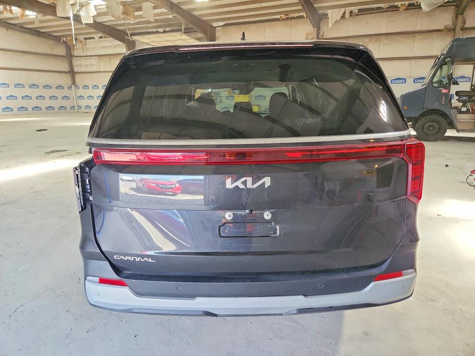 2026 Kia Carnival VIN KNDNB5K3XT6611370 COPART salvage auction — SIDE, Co - Certificate Of Title, sold $16,400 on 2026-07-08 (photo 6)