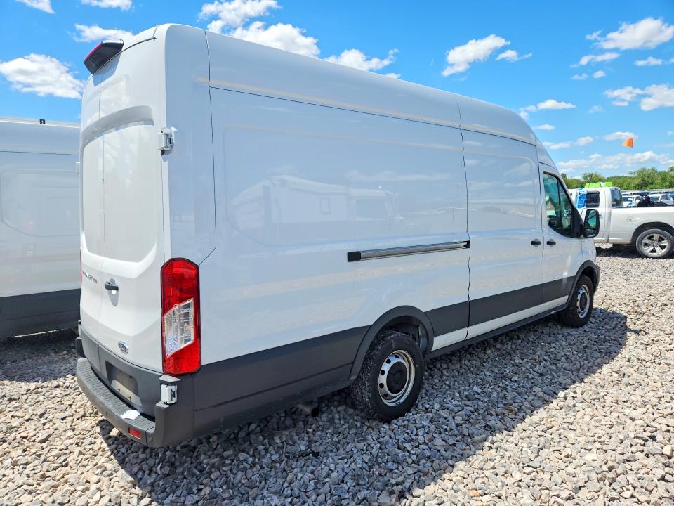 2023 Ford Transit VIN 1FTBR3X84PKB22239 COPART salvage auction — SIDE, Wv - Salvage Certificate, sold $10,100 on 2026-07-29 (photo 3)