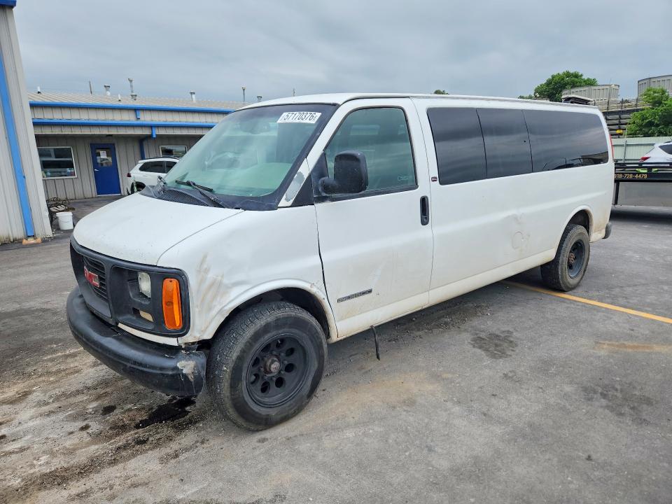 1998 Gmc Savana VIN 1GJHG39R3W1090550 COPART salvage auction — FRONT END, OK - CERT OF TITLE-SALVAGE, sold $600 on 2026-07-10 (photo 1)