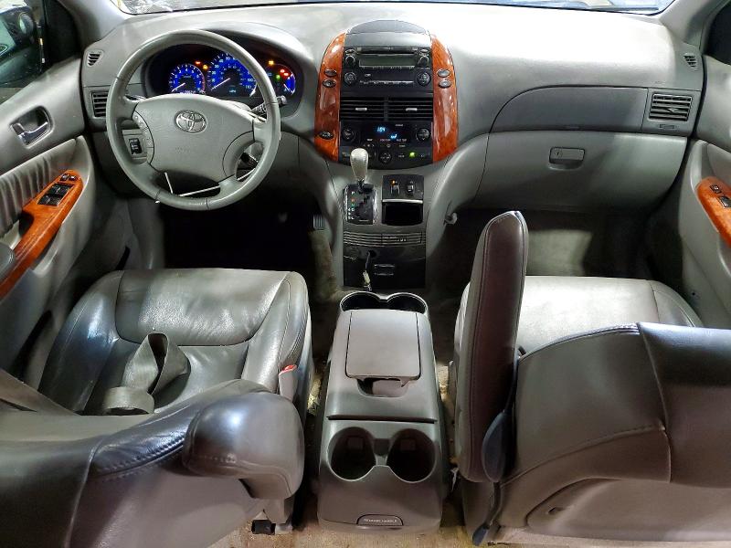 2010 Toyota Sienna VIN 5TDDK4CC5AS031509 COPART salvage auction — FRONT END, MN - CERT OF TITLE-PRIOR SALVAGE, sold $450 on 2026-07-21 (photo 8)