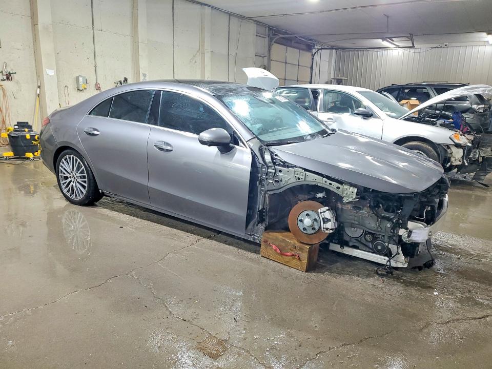 2025 Mercedes-benz Cla-klasse VIN W1K5J4HB7SN555393 COPART salvage auction — SIDE, Tn - Salvage Certificate, sold $15,000 on 2026-07-15 (photo 4)