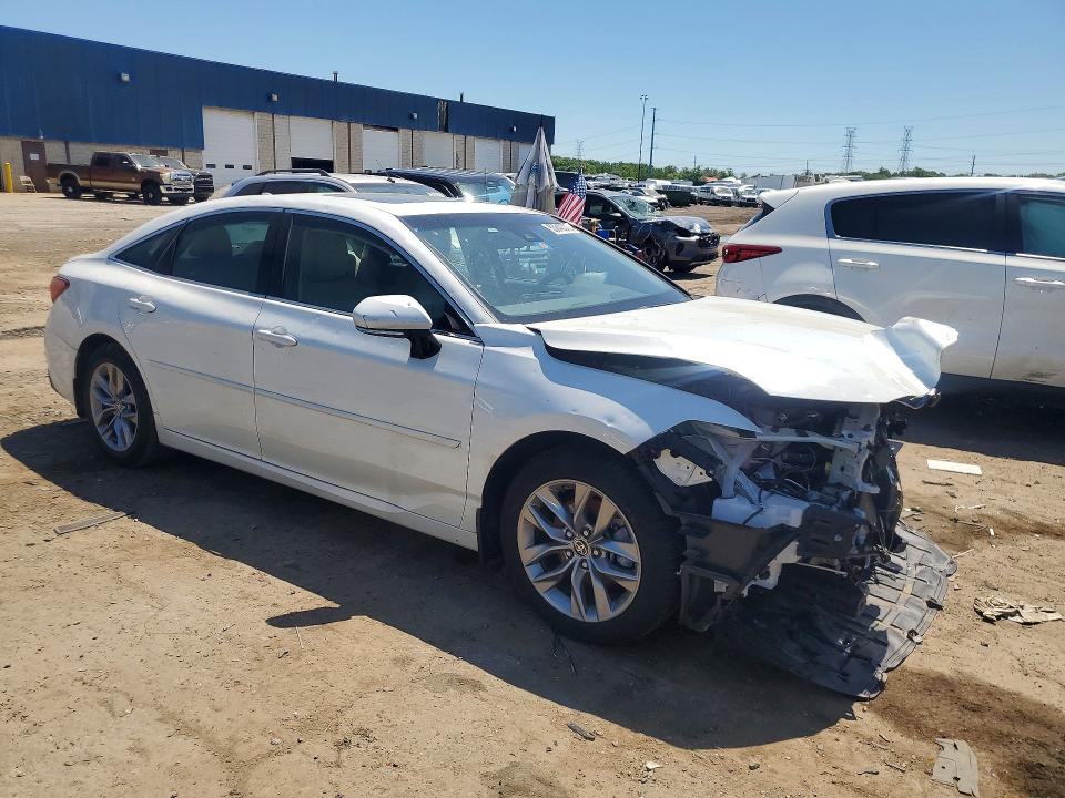 2022 Toyota Avalon VIN 4T1AA1AB4NU014048 COPART salvage auction — FRONT END, Oh - Dealer Only Clean Title, sold $7,600 on 2026-07-14 (photo 4)