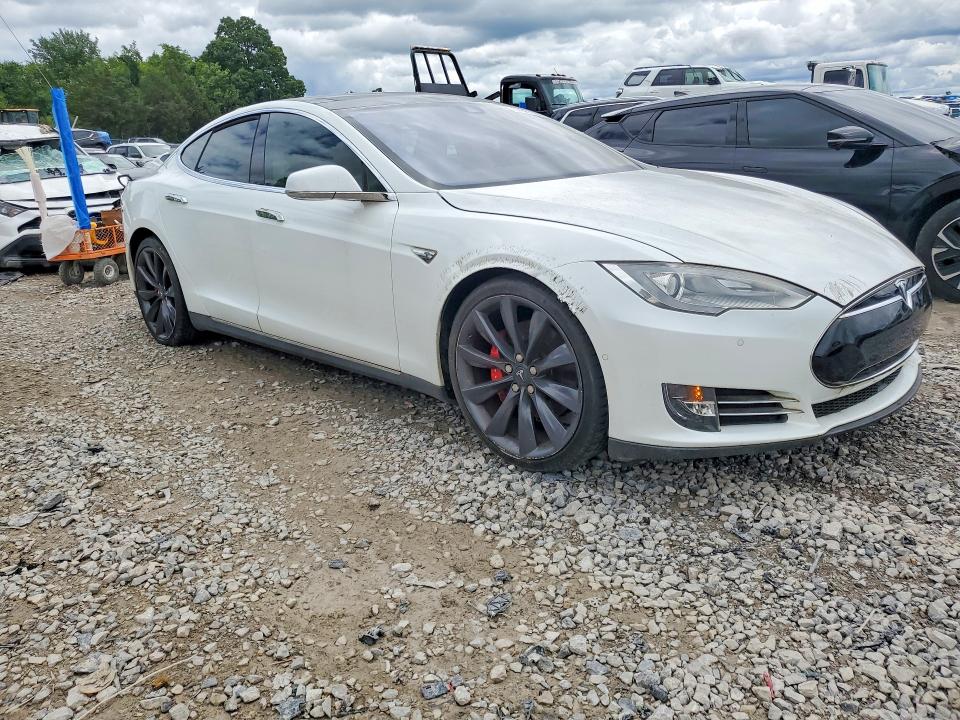 2014 Tesla Model s VIN 5YJSA1H16EFP57440 COPART salvage auction — FRONT END, Tn - Salvage Certificate, sold $7,600 on 2026-07-14 (photo 4)