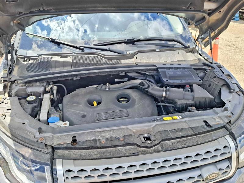 2017 Land rover RANGE ROVER VIN SALVP2BG9HH202221 COPART salvage auction — NORMAL WEAR, On - Permit No Brand - Unfit (P), sold $5,200 on 2026-07-03 (photo 7)