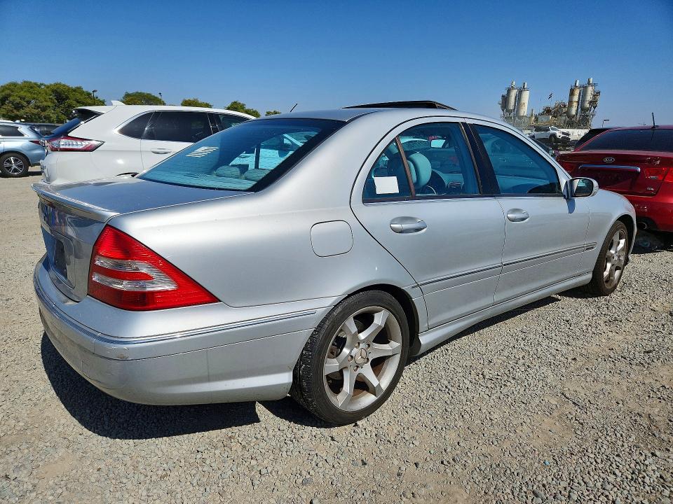 2007 Mercedes-benz C-klasse VIN WDBRF52HX7A937124 COPART salvage auction — FRONT END, Ca - Salvage Certificate, sold $300 on 2026-07-17 (photo 3)