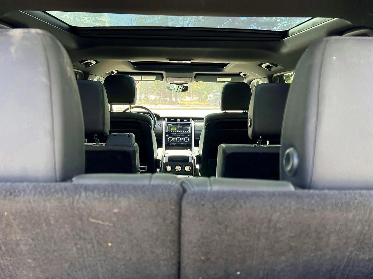 2017 Land Rover Discovery VIN SALRRBBK0HA038494 COPART salvage auction — Minor Dent/Scratches, VA - CERTIFICATE OF TITLE (P), sold $6,400 on 2026-07-01 (photo 9)