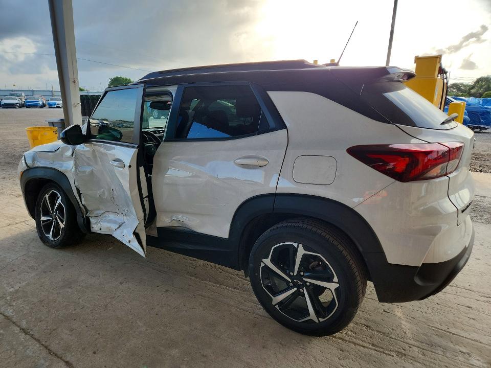 2023 Chevrolet Trailblazer VIN KL79MTSL4PB180096 COPART salvage auction — SIDE, Fl - Cert Of Title Slvg Rebuildable, sold $15 on 2026-07-29 (photo 2)
