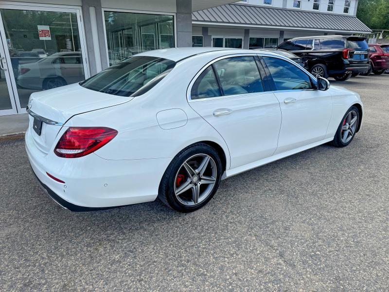 2017 Mercedes-benz E-class VIN WDDZF4JB5HA048053 COPART salvage auction — MINOR DENT/SCRATCHES, MA - CERTIFICATE OF TITLE (P), sold $9,900 on 2026-07-17 (photo 4)