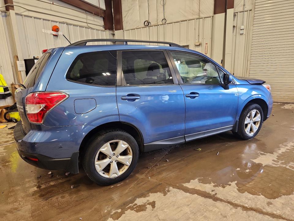2015 Subaru Forester VIN JF2SJADC0FH563707 COPART salvage auction — FRONT END, Wi - Certificate Of Title, sold $4,300 on 2026-07-27 (photo 3)