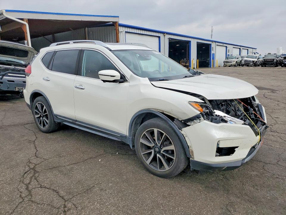 2017 Nissan Rogue VIN JN8AT2MV8HW270703 COPART salvage auction — FRONT END, Co - Salvage Title, sold $2,650 on 2026-07-30 (photo 4)