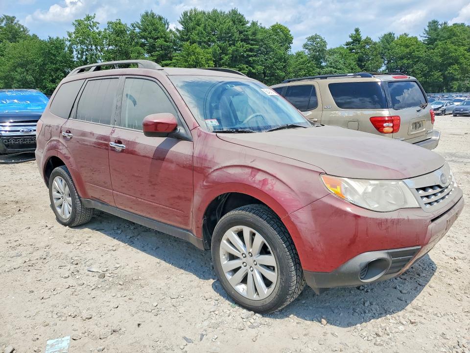 2011 Subaru Forester VIN JF2SHADC3BH749456 COPART salvage auction — MINOR DENT/SCRATCHES, Ma - Certificate Of Title, sold $9,900 on 2026-07-06 (photo 4)