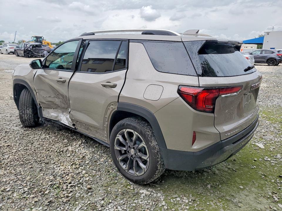 2026 Gmc Terrain VIN 3GKALMEGXTL455829 COPART salvage auction — SIDE, Fl - Cert Of Title Slvg Rebuildable, sold $400 on 2026-07-31 (photo 2)
