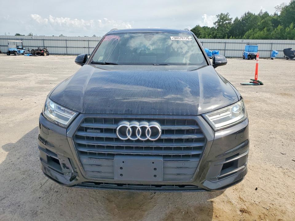 2017 Audi Q7 VIN WA1AAAF72HD057553 COPART salvage auction — MINOR DENT/SCRATCHES, Sc - Certificate Of Title, sold $4,150 on 2026-07-13 (photo 5)