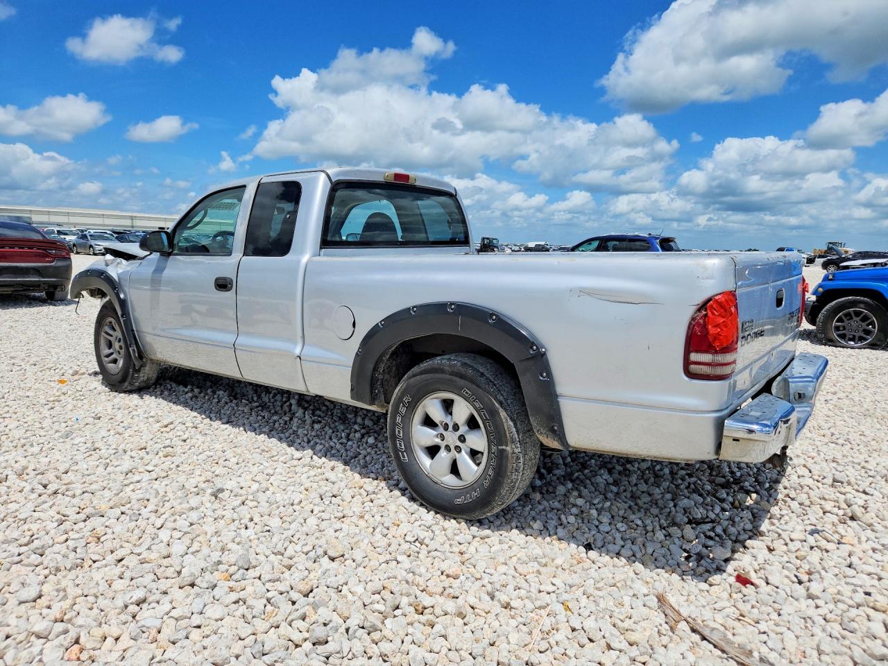 2003 Dodge Dakota VIN 1D7HL42X83S126469 COPART salvage auction — Front End, TX - SALVAGE VEHICLE TITLE, sold $125 on 2026-07-09 (photo 2)