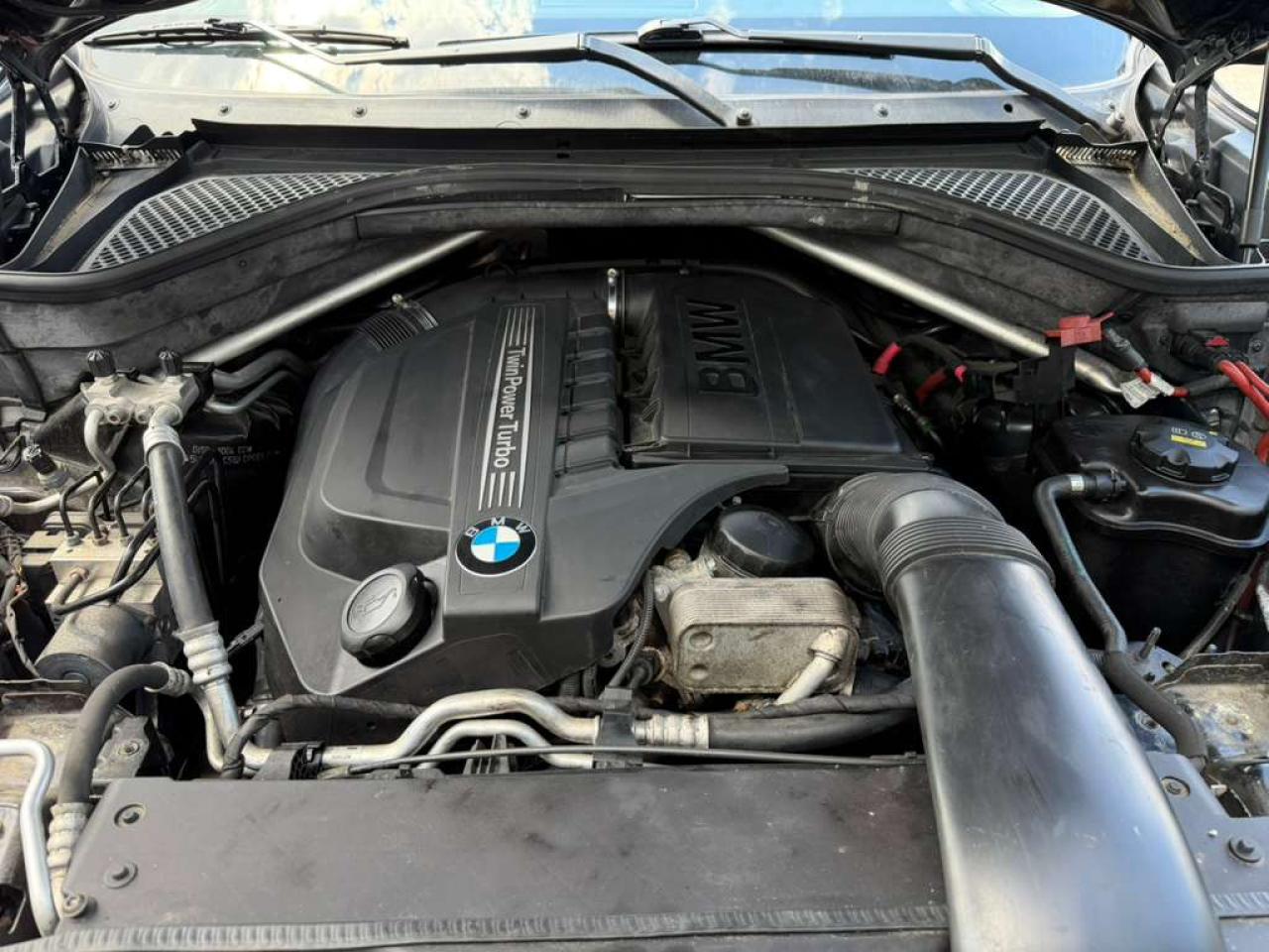 2015 BMW X5 VIN 5UXKR0C56F0P00070 COPART salvage auction — Minor Dent/Scratches, MA - CERTIFICATE OF TITLE (P), sold $5,800 on 2026-07-03 (photo 5)