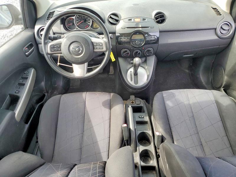 2011 Mazda 2 VIN JM1DE1HY1B0104289 COPART salvage auction — REAR END, On - Permit No Brand - Unfit, sold $525 on 2026-07-09 (photo 8)