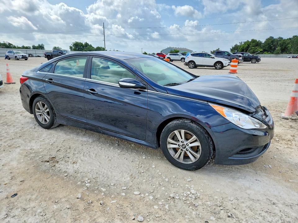 2014 Hyundai Sonata VIN 5NPEB4AC5EH907157 COPART salvage auction — FRONT END, Tx - Salvage Vehicle Title, sold $1,200 on 2026-07-09 (photo 4)