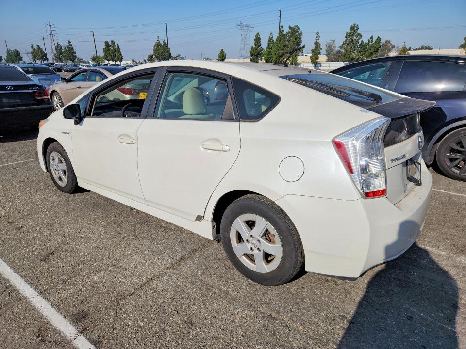 2010 Toyota Prius VIN JTDKN3DU8A0142512 COPART salvage auction — MINOR DENT/SCRATCHES, CA - DIS/DLR/EXP ONLY CLEAN TITLE, sold $1,200 on 2026-07-14 (photo 2)