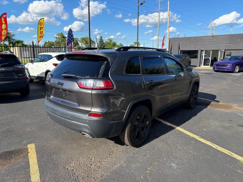 2019 Jeep VIN 1C4PJMLN3KD489614 COPART salvage auction — NORMAL WEAR, Wv - Dealer Only Clean Title (P), sold $2,050 on 2026-07-02 (photo 4)