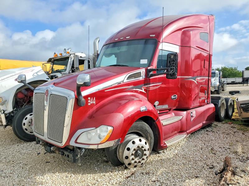 2019 Kenworth T680 VIN 1XKYDP9X9KJ277344 COPART salvage auction — MINOR DENT/SCRATCHES, TX - CERTIFICATE OF TITLE, sold $16,500 on 2026-07-30 (photo 2)