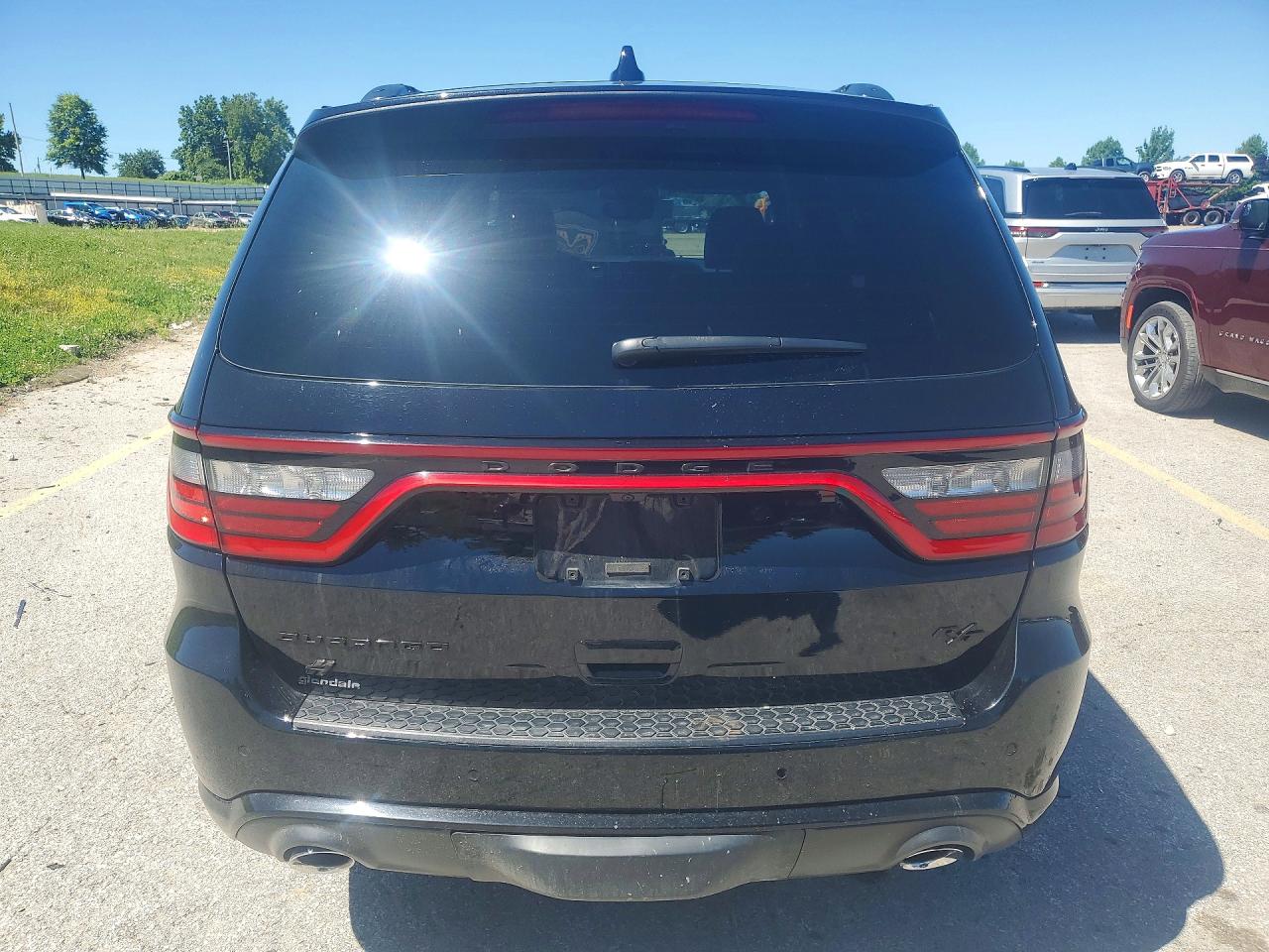 2024 Dodge Durango VIN 1C4SDJCT1RC175443 COPART salvage auction — Minor Dent/Scratches, MO - CERTIFICATE OF TITLE, sold $31,250 on 2026-07-09 (photo 6)