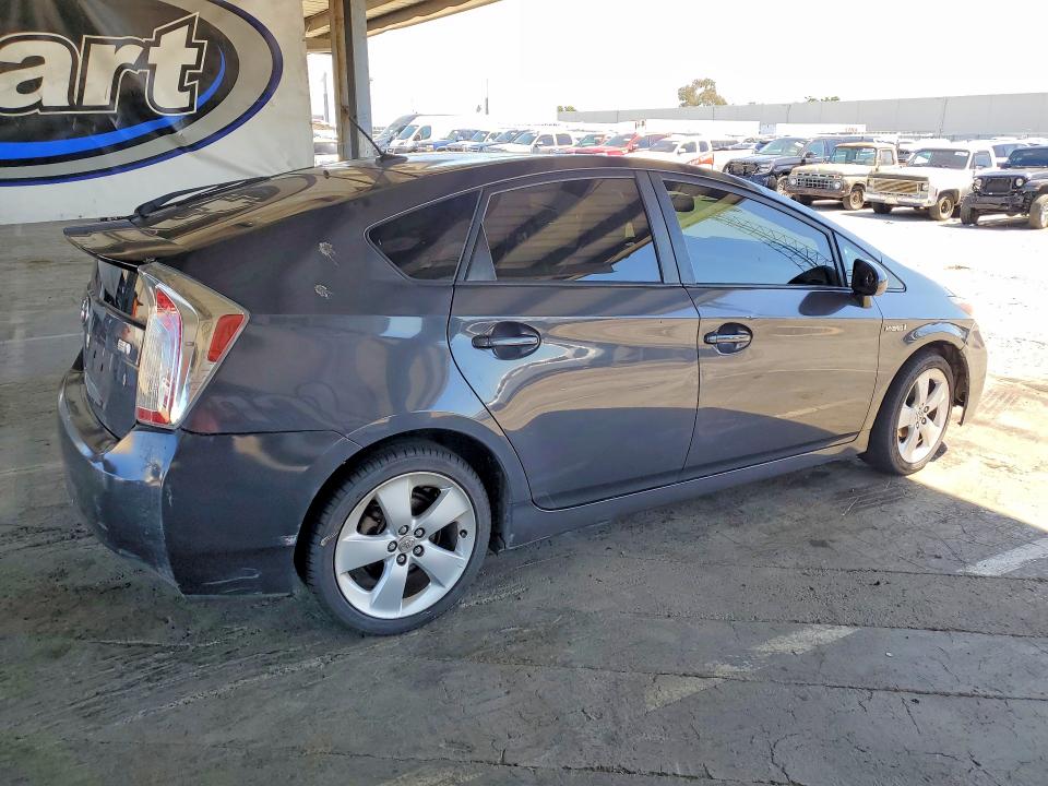2012 Toyota Prius VIN JTDKN3DU6C5428333 COPART salvage auction — SIDE, Mt - Dis/Dlr/Exp Only Clean Title, sold $3,150 on 2026-07-02 (photo 3)