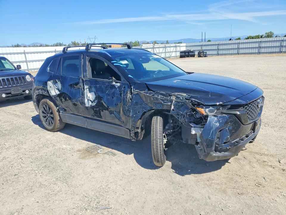 2025 Mazda VIN 7MMVABDM9SN364337 COPART salvage auction — SIDE, Salvage Title, sold $4,900 on 2026-07-24 (photo 4)