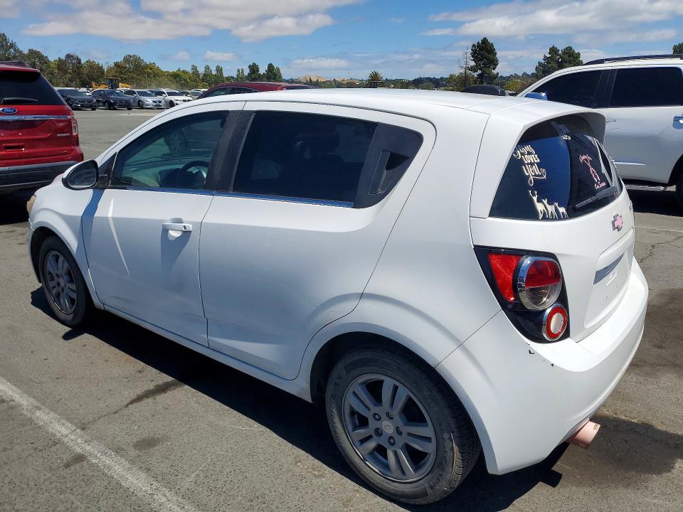 2016 Chevrolet SONIC VIN 1G1JC6SH9G4155658 COPART salvage auction — MINOR DENT/SCRATCHES, Ca - Dis/Dlr/Exp Only Clean Title, sold $550 on 2026-07-10 (photo 2)